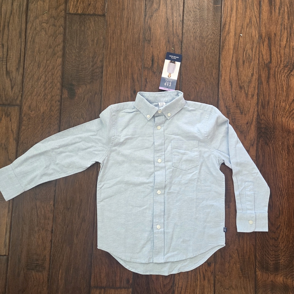 GAP Boy's Youth Soft Cotton Blue Button-Up Long Sleeve Shirt 5/6